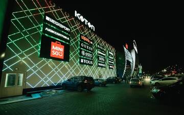 Фото номера Апартаменты с видом на озеро Апартаменты LuxCityApart on Ushakova 1V г. Киев 28