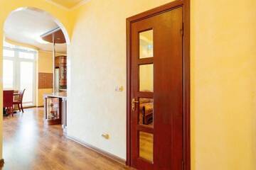 Фото номера Апартаменты с видом на озеро Апартаменты LuxCityApart on Ushakova 1V г. Киев 9