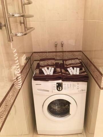 Фото номера Апартаменты с видом на озеро Апартаменты LuxCityApart on Ushakova 1V г. Киев 34