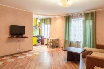 Фото номера Трехместный номер с ванной комнатой Апартаменты Apartment Triokhsviatytelskaya Street 3 г. Киев 7