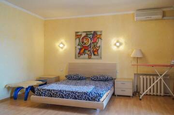 Фото номера Апартаменты с 1 спальней Апартаменты Apartment Triokhsviatytelskaya Street 3 г. Киев 41