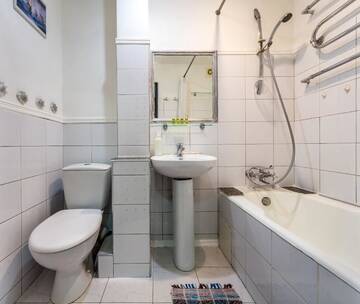Фото номера Апартаменты - Кловский спуск, 12а Апартаменты Cheap Apartments г. Киев 11