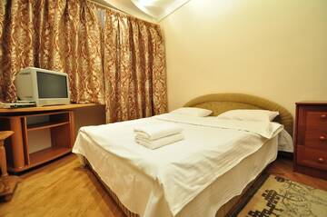 Фото номера Апартаменты с 2 спальнями Апартаменты Cheap Apartments г. Киев 3