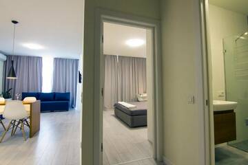 Фото номера Апартаменты Делюкс Апартаменты ЖК Хофман 220 г. Киев 34