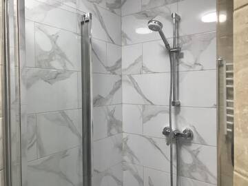 Фото номера Стандартный номер с кроватью размера &quot;king-size&quot; Отель Dudman Hotel г. Киев 8