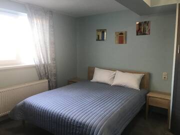 Фото номера Стандартный номер с кроватью размера &quot;king-size&quot; Отель Dudman Hotel г. Киев 2