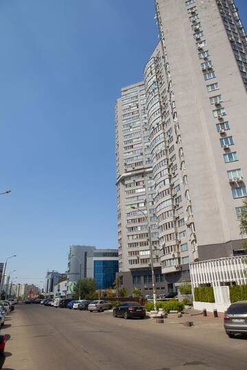 Фото номера Апартаменты с 1 спальней Апартаменты Apartment in 2 min from Poznyaky metro station г. Киев 21