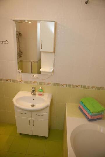 Фото номера Апартаменты с 1 спальней Апартаменты Apartment in 2 min from Poznyaky metro station г. Киев 27