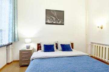 Фото номера Апартаменты с 2 спальнями Апартаменты S12-58 MODERN APARTHOTEL WITH TWO 2BEDROOMS IN CENTRAL KIEV - BESSARABSKA SQUERE - GULLIVER MALL - OLYMPIC STADIUM - PALACE OF SPORTS - Saksahanskoho St, 12Б г. Киев 52