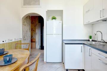 Фото номера Апартаменты с 2 спальнями Апартаменты S12-58 MODERN APARTHOTEL WITH TWO 2BEDROOMS IN CENTRAL KIEV - BESSARABSKA SQUERE - GULLIVER MALL - OLYMPIC STADIUM - PALACE OF SPORTS - Saksahanskoho St, 12Б г. Киев 59