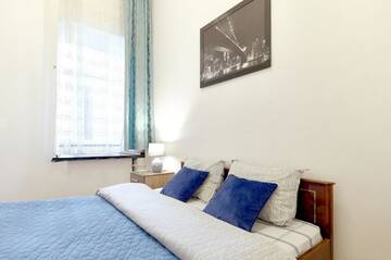 Фото номера Апартаменты с 2 спальнями Апартаменты S12-58 MODERN APARTHOTEL WITH TWO 2BEDROOMS IN CENTRAL KIEV - BESSARABSKA SQUERE - GULLIVER MALL - OLYMPIC STADIUM - PALACE OF SPORTS - Saksahanskoho St, 12Б г. Киев 7