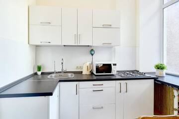 Фото номера Апартаменты с 2 спальнями Апартаменты S12-58 MODERN APARTHOTEL WITH TWO 2BEDROOMS IN CENTRAL KIEV - BESSARABSKA SQUERE - GULLIVER MALL - OLYMPIC STADIUM - PALACE OF SPORTS - Saksahanskoho St, 12Б г. Киев 62