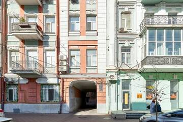 Фото номера Апартаменты с 2 спальнями Апартаменты S12-58 MODERN APARTHOTEL WITH TWO 2BEDROOMS IN CENTRAL KIEV - BESSARABSKA SQUERE - GULLIVER MALL - OLYMPIC STADIUM - PALACE OF SPORTS - Saksahanskoho St, 12Б г. Киев 32