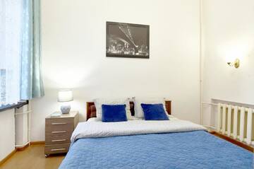 Фото номера Апартаменты с 2 спальнями Апартаменты S12-58 MODERN APARTHOTEL WITH TWO 2BEDROOMS IN CENTRAL KIEV - BESSARABSKA SQUERE - GULLIVER MALL - OLYMPIC STADIUM - PALACE OF SPORTS - Saksahanskoho St, 12Б г. Киев 10