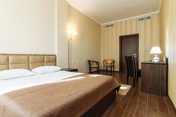Фото номера Семейный номер с душем Отель Congress Hotel Verhovina г. Киев 6