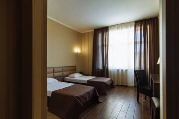 Фото номера Двухместный номер с 2 отдельными кроватями Отель Congress Hotel Verhovina г. Киев 2