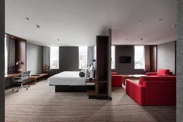 Фото номера Люкс Skyloft Отель Sky Loft Hotel Kyiv by Rixwell г. Киев 6