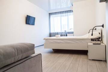 Фото номера Улучшенные апартаменты Апартаменты The best apartment in Kiev Black &amp; White г. Киев 29