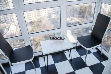 Фото номера Улучшенные апартаменты Апартаменты The best apartment in Kiev Black &amp; White г. Киев 65