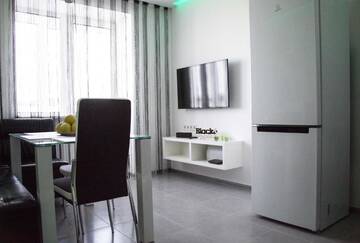 Фото номера Улучшенные апартаменты Апартаменты The best apartment in Kiev Black &amp; White г. Киев 62