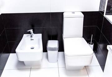 Фото номера Улучшенные апартаменты Апартаменты The best apartment in Kiev Black &amp; White г. Киев 98