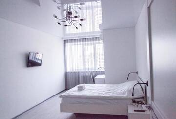 Фото номера Улучшенные апартаменты Апартаменты The best apartment in Kiev Black &amp; White г. Киев 95