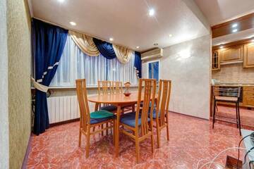 Фото номера Апартаменты с 3 спальнями Апартаменты Apartments on the street Bogdan Khmelnitsky, 39 г. Киев 35