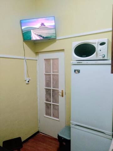 Фото номера Спальное место на двухъярусной кровати в общем номере для мужчин и женщин Хостелы Future г. Киев 8