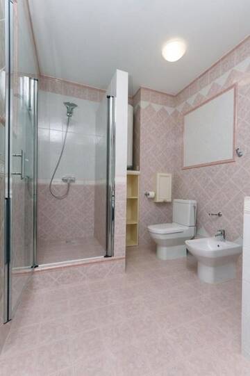 Фото номера Люкс с 2 спальнями Апартаменты Уютные апартаменты г. Киев 8