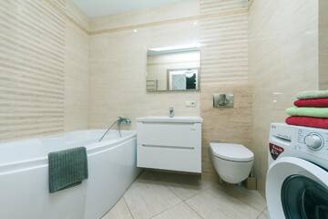 Фото номера Апартаменты с 2 спальнями Апартаменты 2 bedroom, Osokorki metro 3 minutes, not smoked г. Киев 15