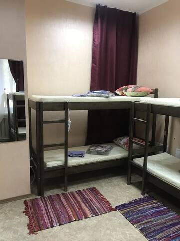 Фото номера Кровать в общем 8-местном номере для мужчин и женщин Хостелы Hostel ArArAt-Demeevskaya г. Киев 4