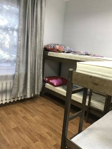 Фото номера Кровать в общем номере для мужчин Хостелы Hostel ArArAt-Demeevskaya г. Киев 5