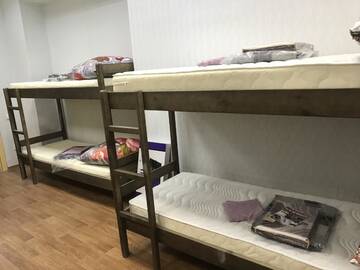 Фото номера Кровать в общем номере для мужчин Хостелы Hostel ArArAt-Demeevskaya г. Киев 3