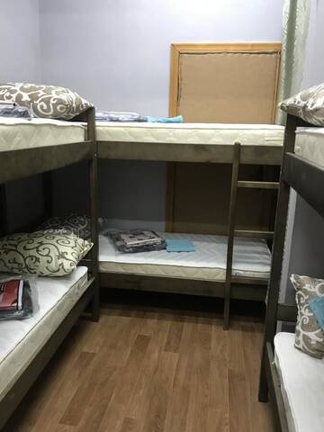 Фото номера Кровать в общем 6-местном номере для женщин Хостелы Hostel ArArAt-Demeevskaya г. Киев 5