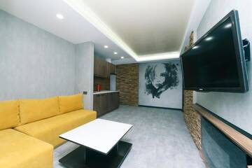 Фото номера Апартаменты с 1 спальней Апартаменты Hotrent Deluxe Arena City г. Киев 31