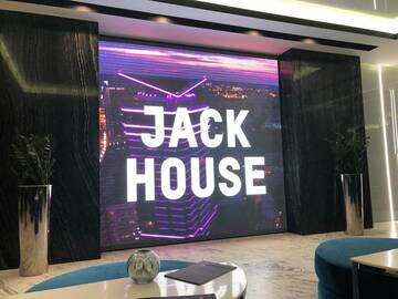 Фото номера Апартаменты с 1 спальней Апартаменты KYIV SKYVIEW APARTMENT JACK HOUSE г. Киев 11