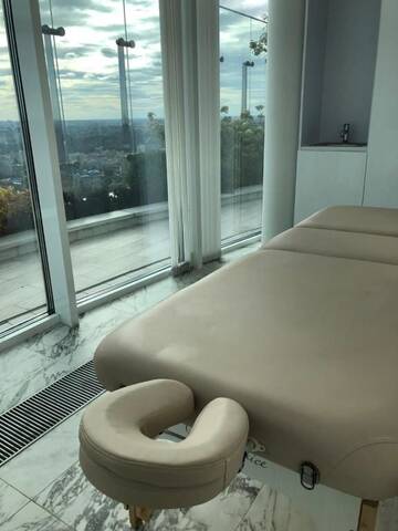 Фото номера Апартаменты с 1 спальней Апартаменты KYIV SKYVIEW APARTMENT JACK HOUSE г. Киев 92