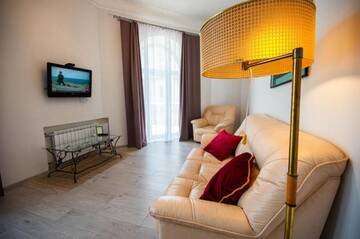 Фото номера Апартаменты с 1 спальней Апартаменты Kyiv Khreschatyk 2Rooms VIP Apartment г. Киев 44