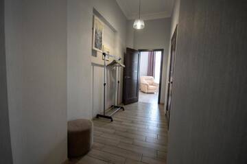 Фото номера Апартаменты с 1 спальней Апартаменты Kyiv Khreschatyk 2Rooms VIP Apartment г. Киев 11