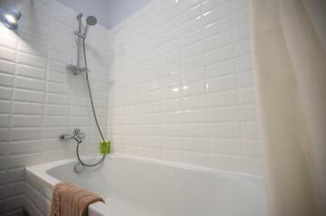 Фото номера Апартаменты с 1 спальней Апартаменты Kyiv Khreschatyk 2Rooms VIP Apartment г. Киев 36