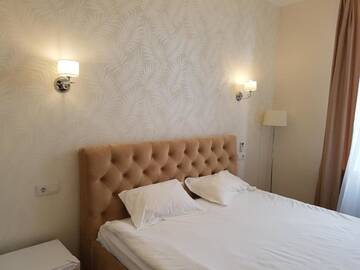 Фото номера Двухместный номер Делюкс с 1 кроватью Гостевой дом Ploscha Tolstoho Kyiv Center Luxury Hotel Room г. Киев 13
