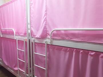 Фото номера Кровать в общем 6-местном номере для женщин Хостелы Hostel 777 Vokzal г. Киев 10