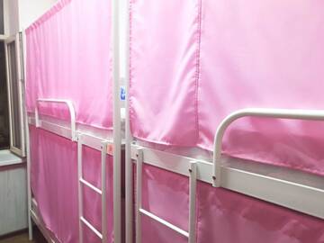 Фото номера Кровать в общем 6-местном номере для женщин Хостелы Hostel 777 Vokzal г. Киев 5