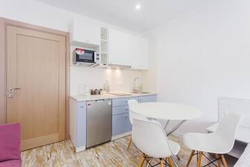 Фото номера Апартаменты-студио Апартаменты Sunny apartments on Lomonosova 36 г. Киев 41