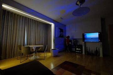 Фото номера Апартаменты с 2 спальнями Апартаменты Large Luxury Modern apt in the center of Kiev г. Киев 38