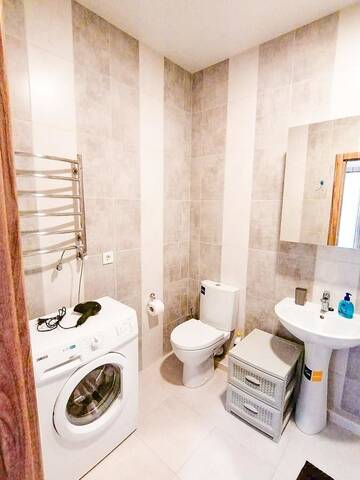 Фото номера Апартаменты с 1 спальней Апартаменты 074 Apartments near Zhuliany Airport, Sofievskaya Borsha г. Киев 16