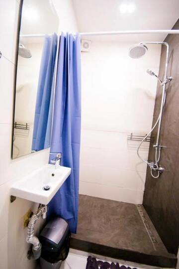 Фото номера Апартаменты с 3 спальнями Апартаменты Apartments on Lipkovsky г. Киев 29