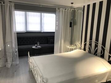Фото номера Апартаменты с 1 спальней Апартаменты Charming studio in Pechersk г. Киев 10