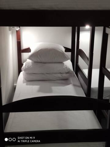 Фото номера Трехместный номер Хостелы Hostel LEON Kiev г. Киев 2