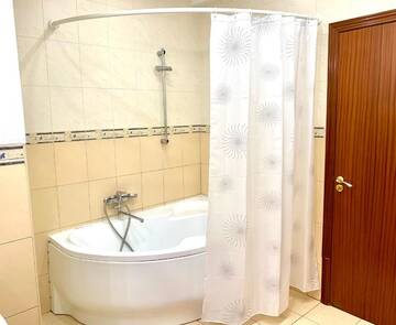 Фото номера Апартаменты с 1 спальней Апартаменты One Bedroom Studio, Kiev city center г. Киев 16
